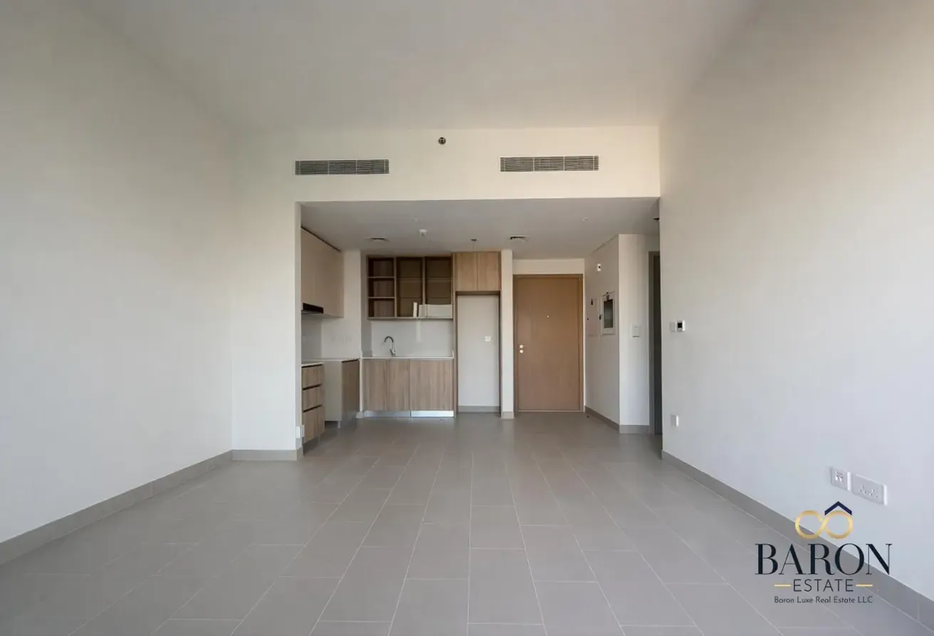 Park View | High Floor | Well Maintained