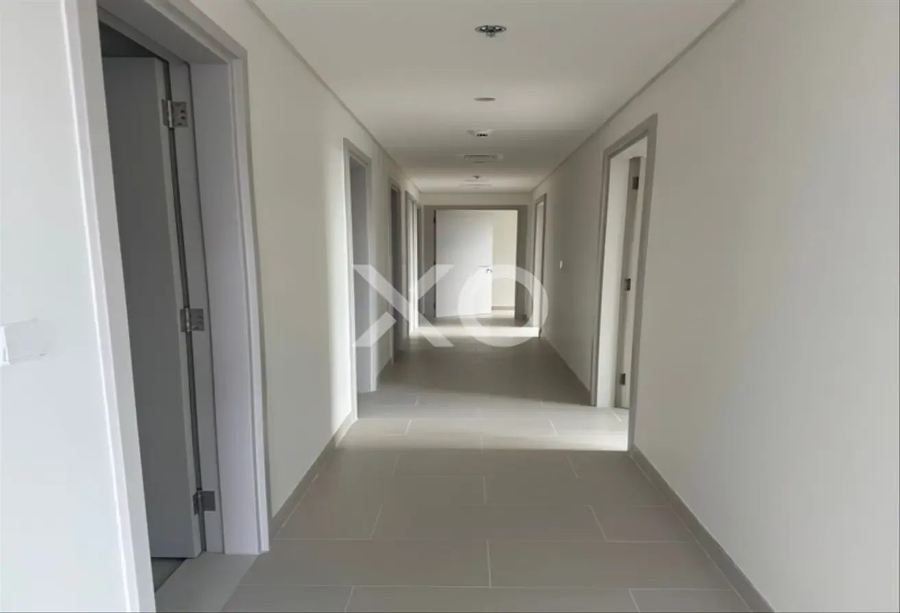 Exclusive Park Facing 3BR | Corner Unit |