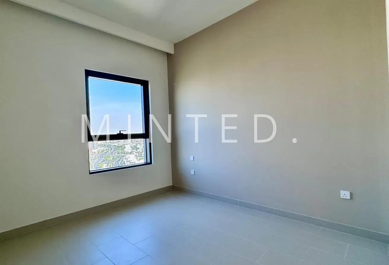 Exclusive 1BR | Park-Facing | Prime location