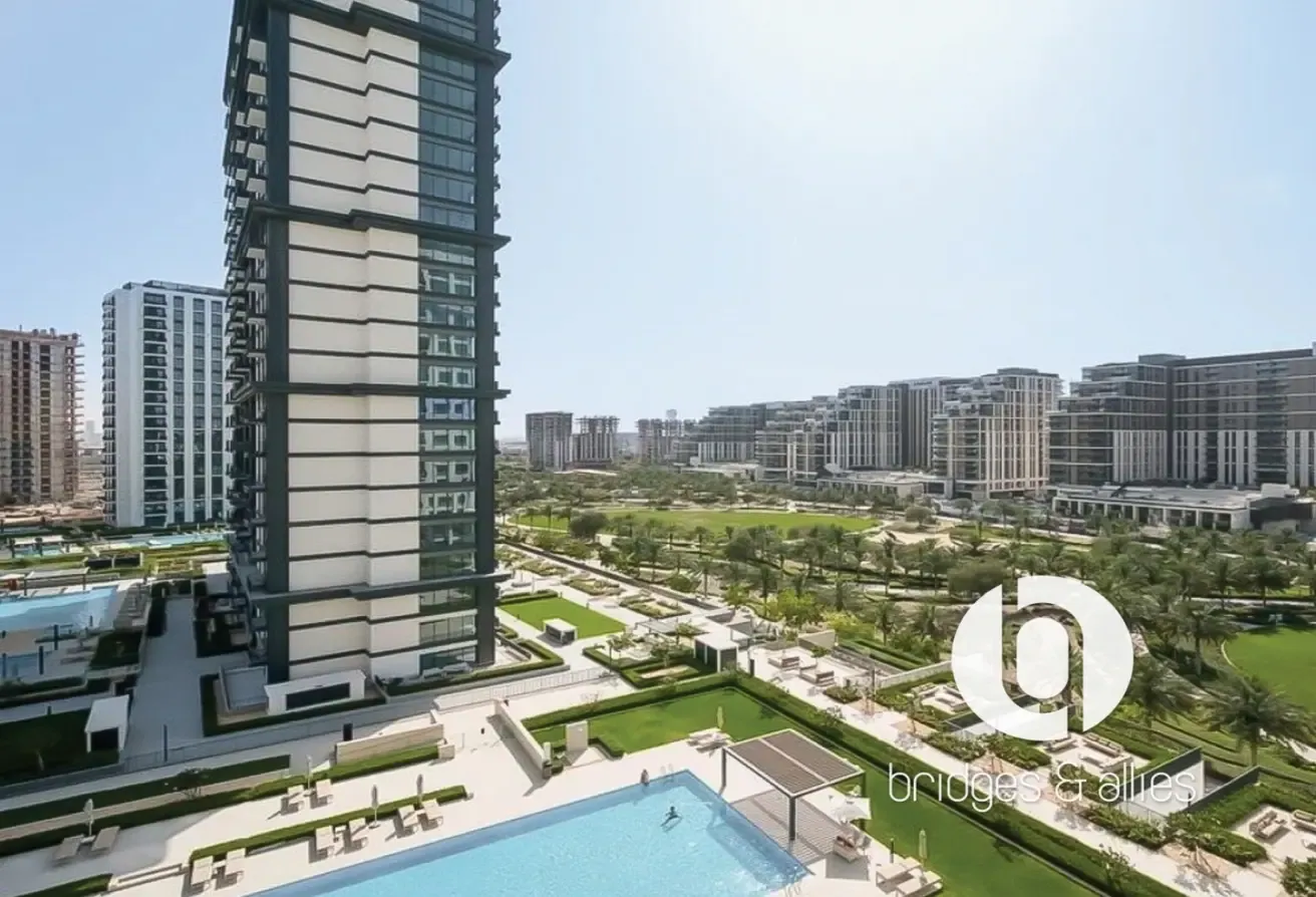 STUNNING PARK & COMMUNITY VIEW | PRIME LOCATION