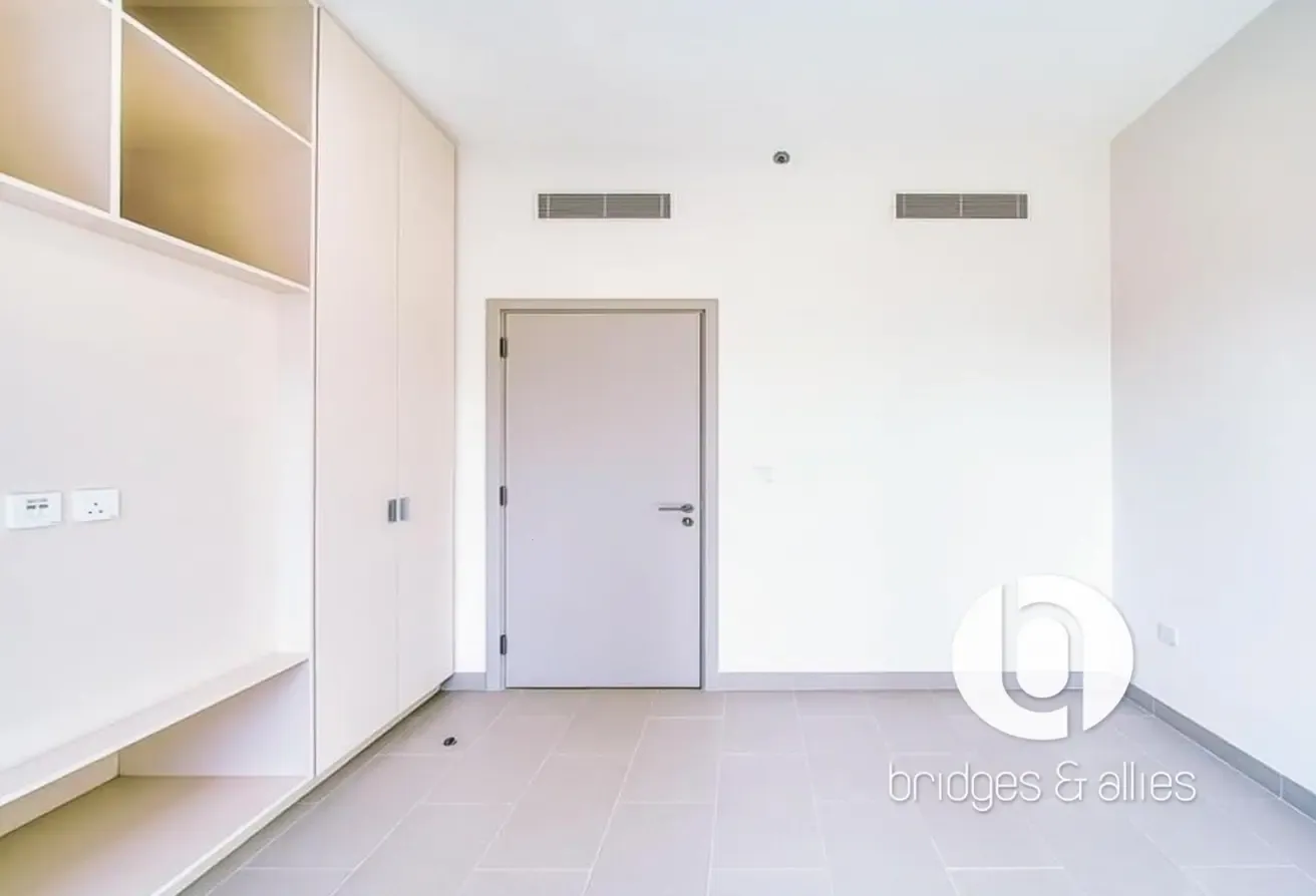 STUNNING PARK & COMMUNITY VIEW | PRIME LOCATION