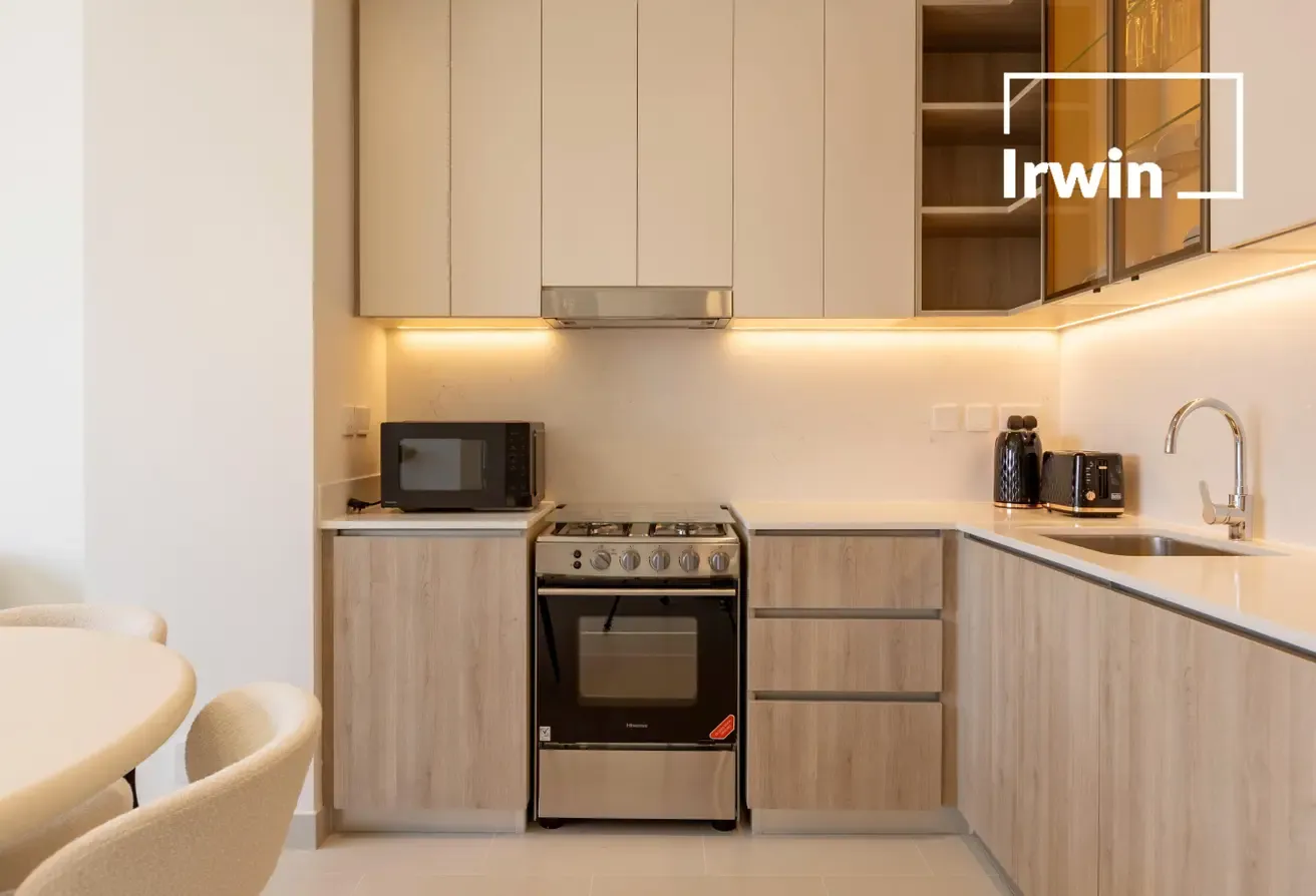 Corner unit | fully furnished | Access to park