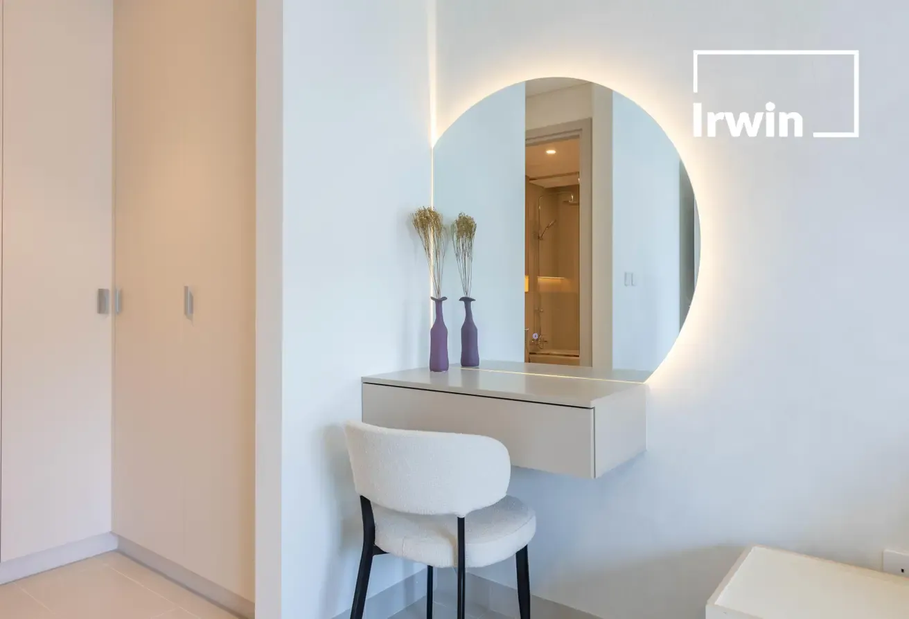 Corner unit | fully furnished | Access to park