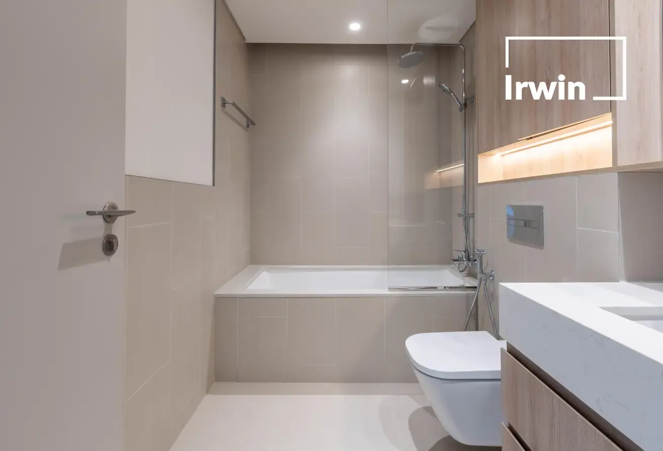 Corner unit | fully furnished | Access to park