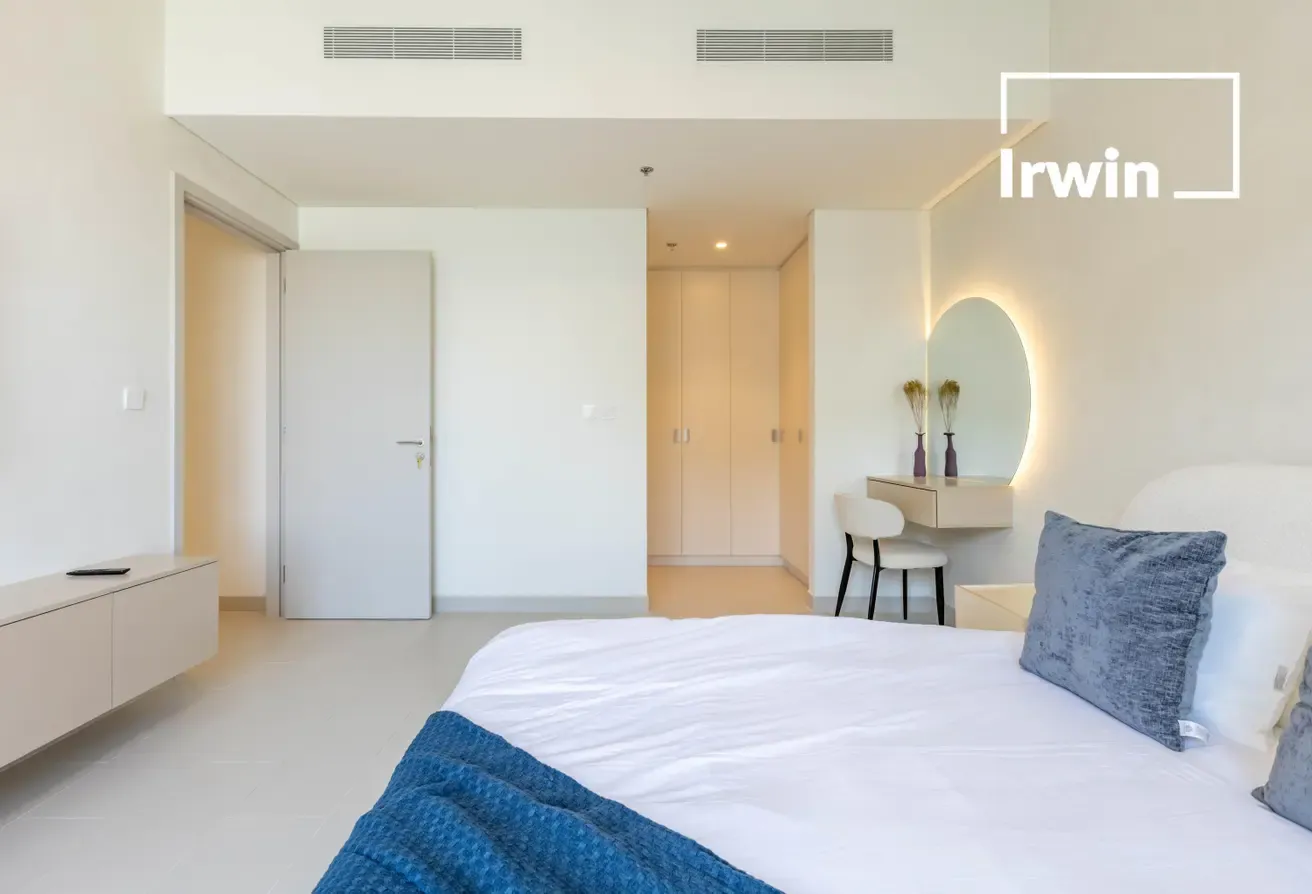 Corner unit | fully furnished | Access to park