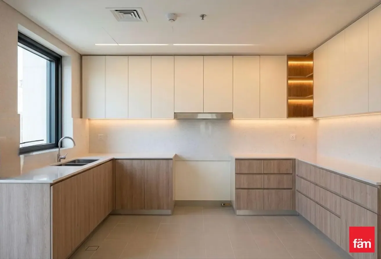 Premium ParkFacing Unit | Spacious | High Floor