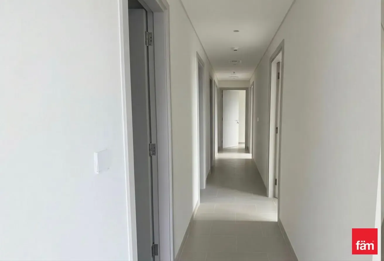 Premium ParkFacing Unit | Spacious | High Floor