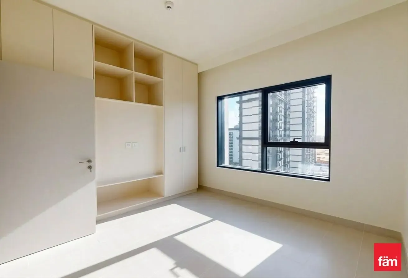 Premium ParkFacing Unit | Spacious | High Floor