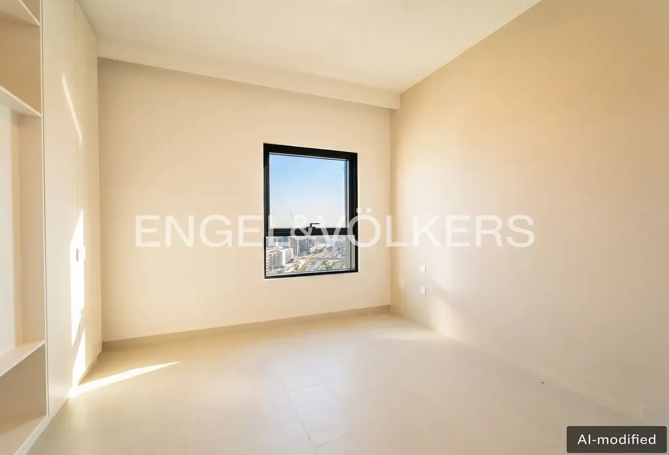 High Floor | Park View | Vacant