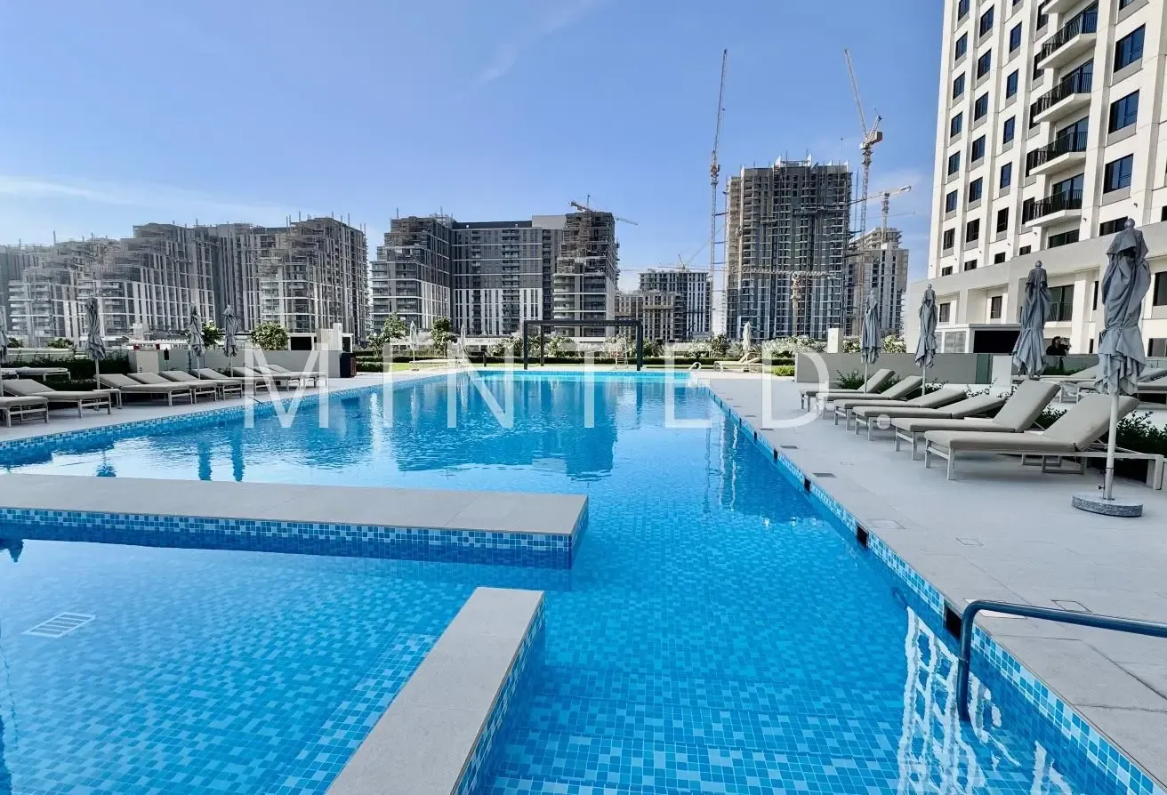 Spacious 1BR | Park View | Excellent Location