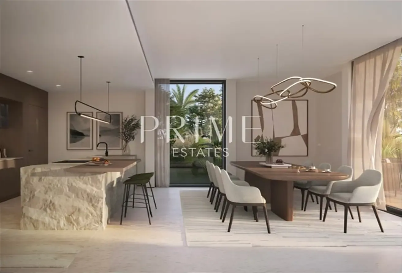 4BR Standalone Villa | Corner End | Near Amenities