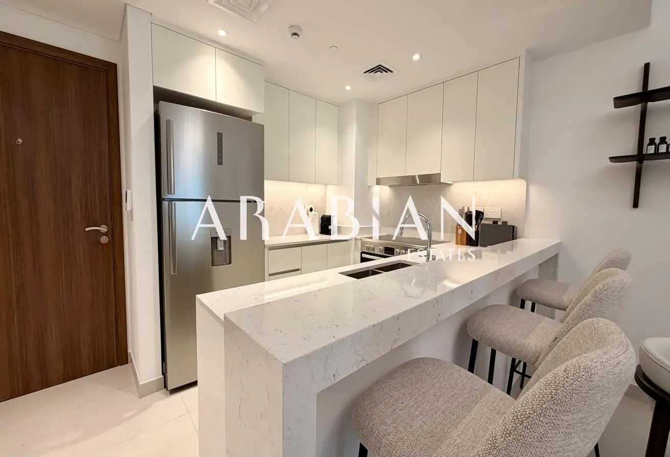 Upgraded | Fully Furnished | Pool View