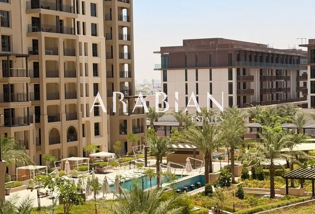 Pool View | Bright | Fully Furnished