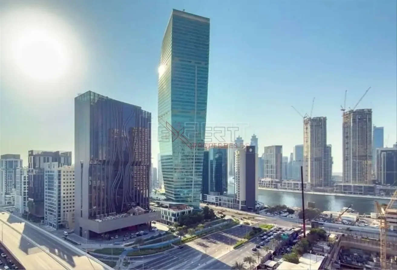 Fully Furnished | Canal & Burj View | Vacant Unit
