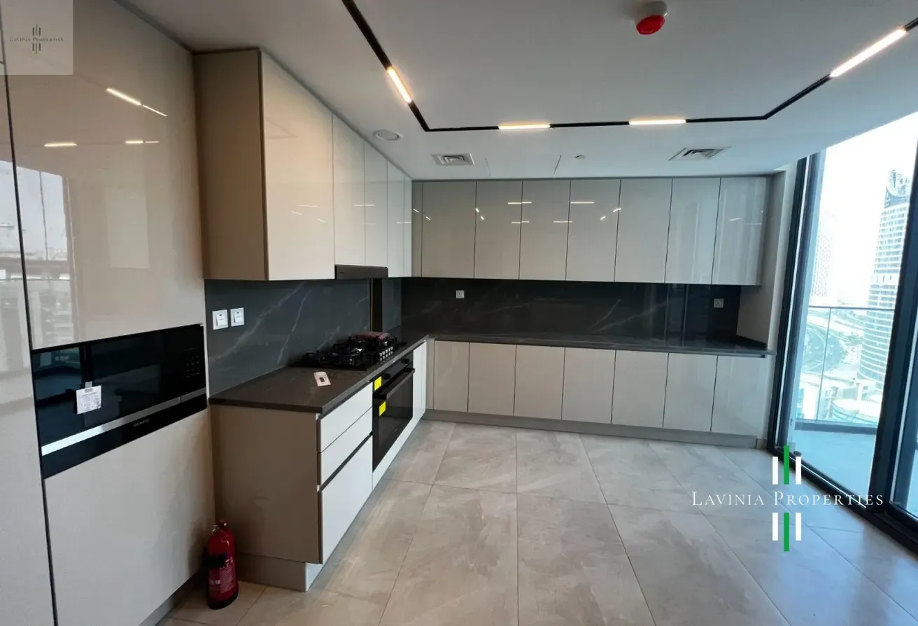 FURNISHED 3BR | VACANT AUGUST 22 | PRIME LOCATION