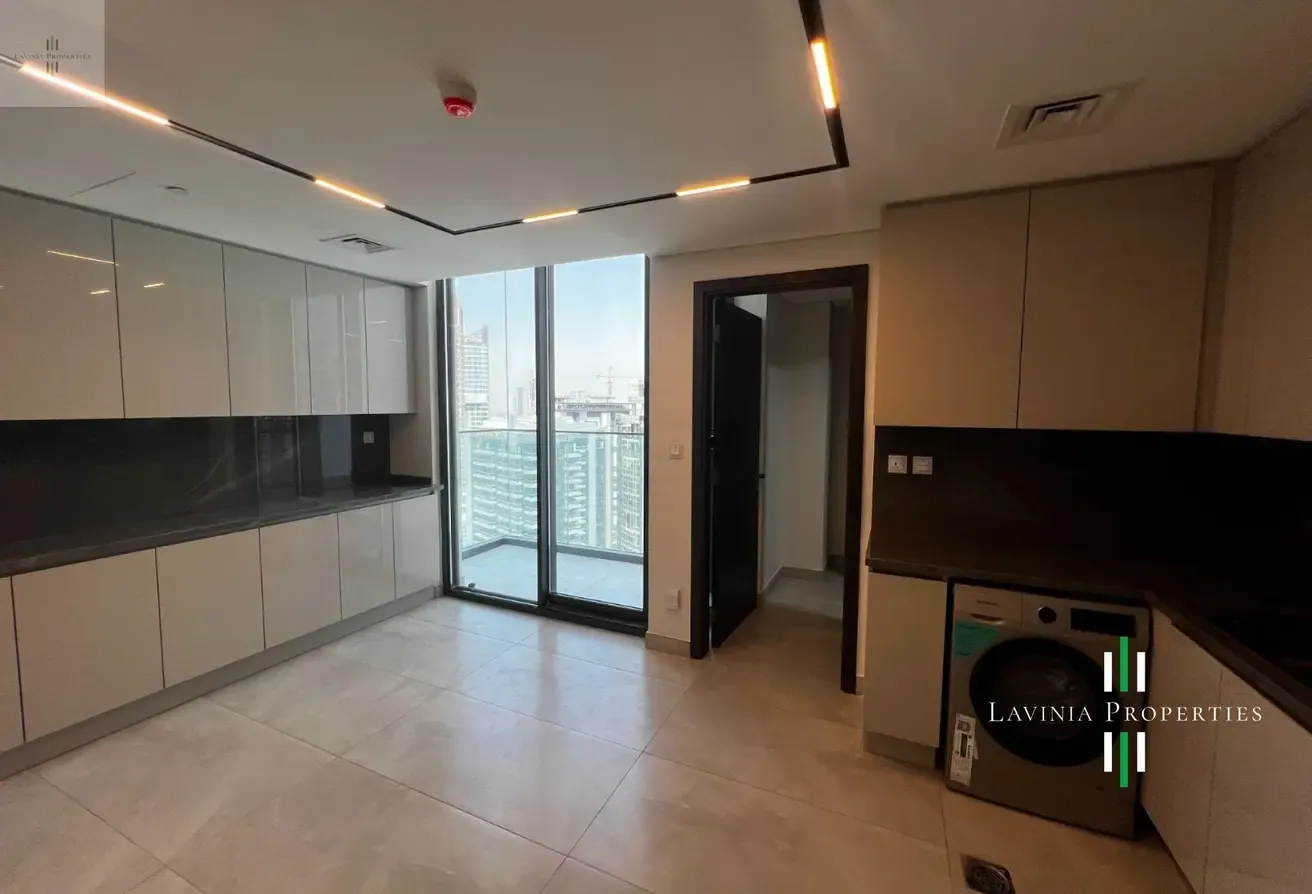 FURNISHED 3BR | VACANT AUGUST 22 | PRIME LOCATION