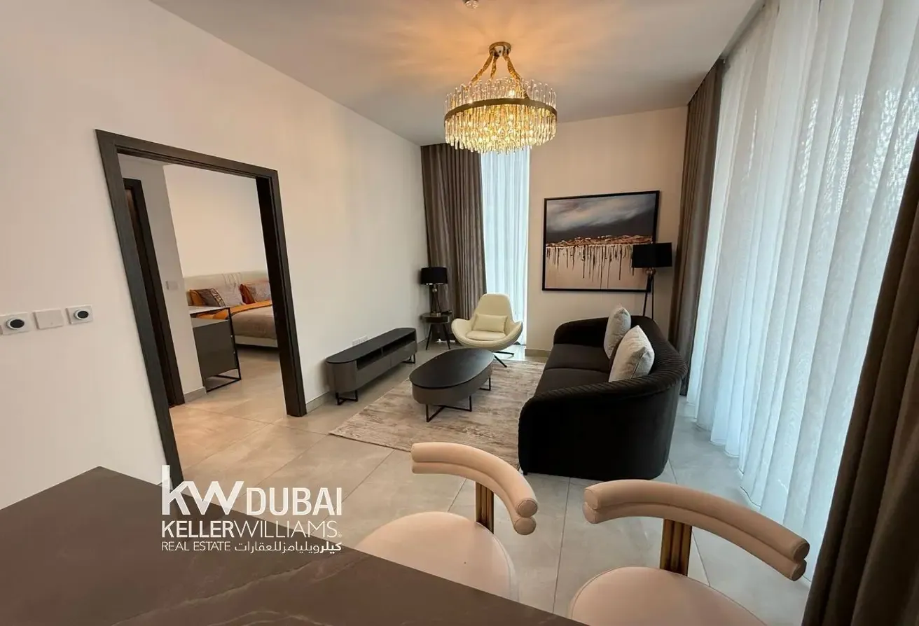 FULLY FURNISHED I MULTIPLE CHEQUES I BRIGHT LAYOUT