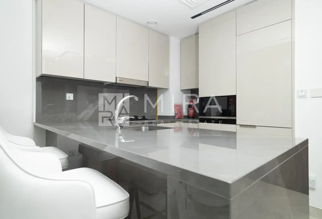 Prime Location | Ready to Move | Furnished 1BR