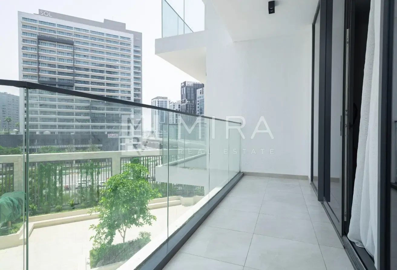 Prime Location | Ready to Move | Furnished 1BR