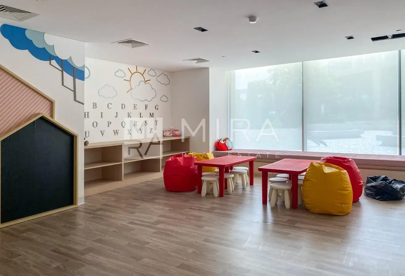 Prime Location | Ready to Move | Furnished 1BR