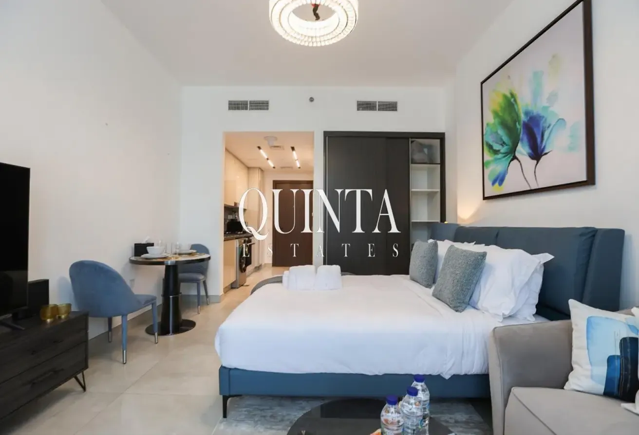Vacant | Great View | Low Floor | Easy Exit