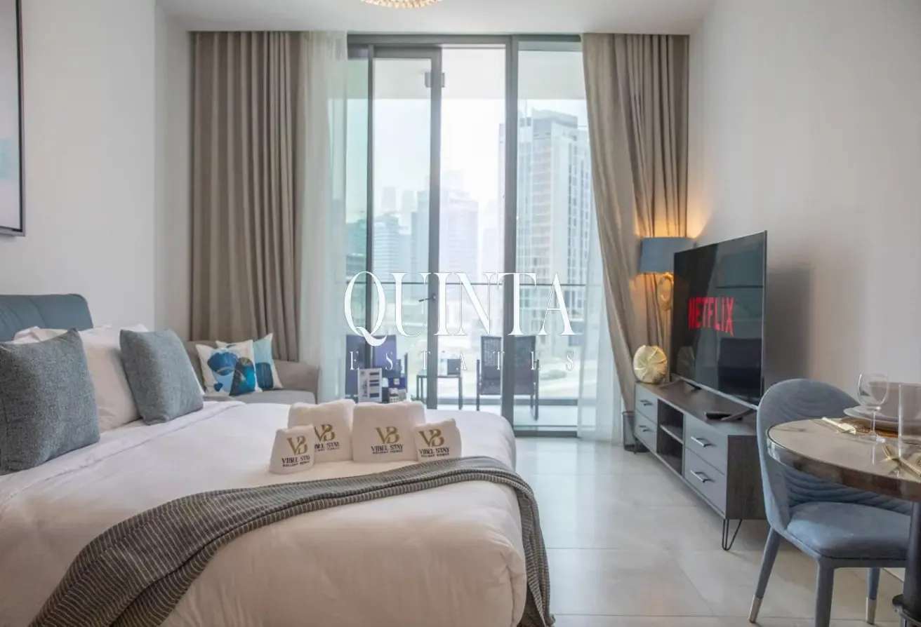 Vacant | Great View | Low Floor | Easy Exit