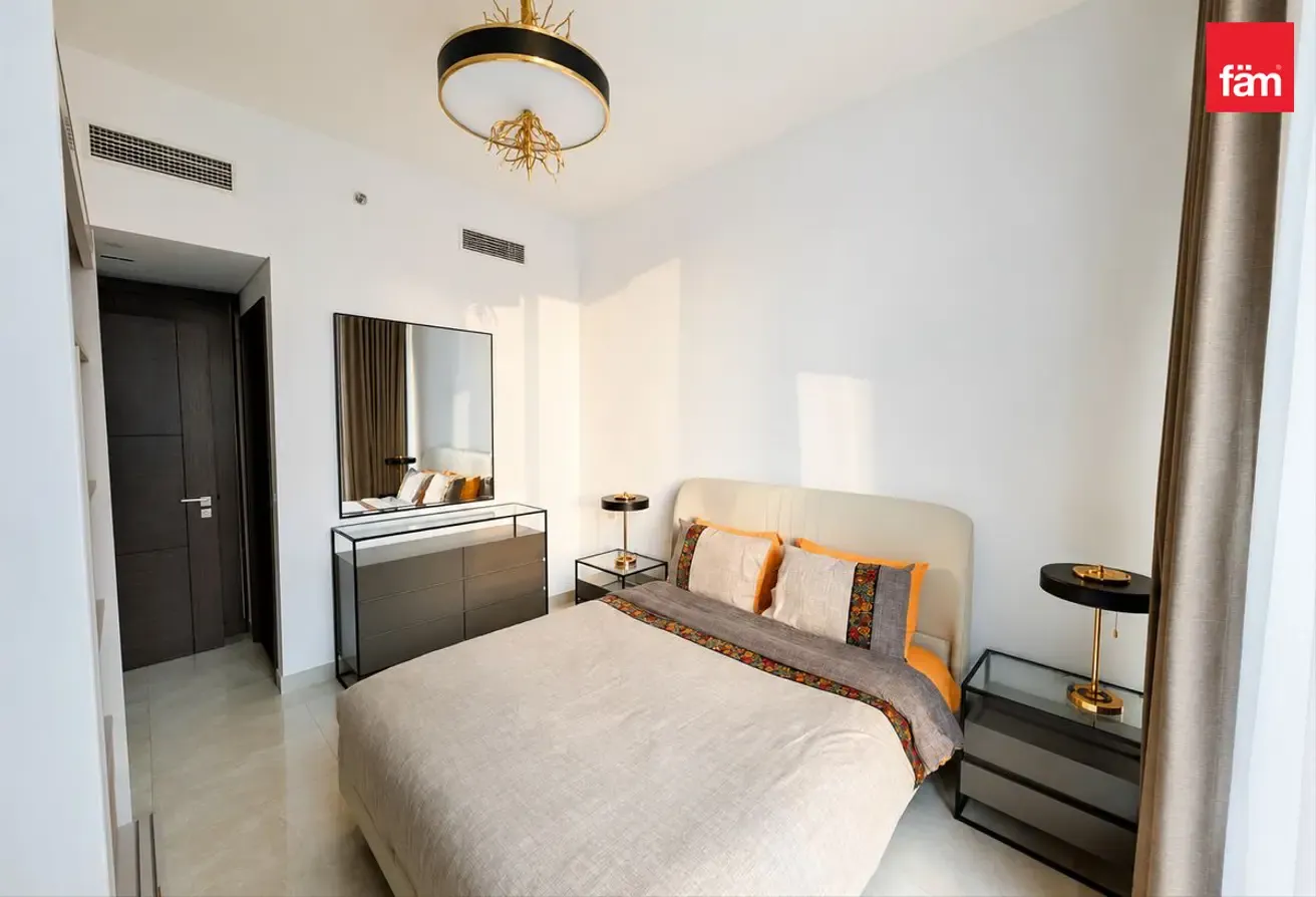 Corner Unit | Spacious | High Floor | Furnished