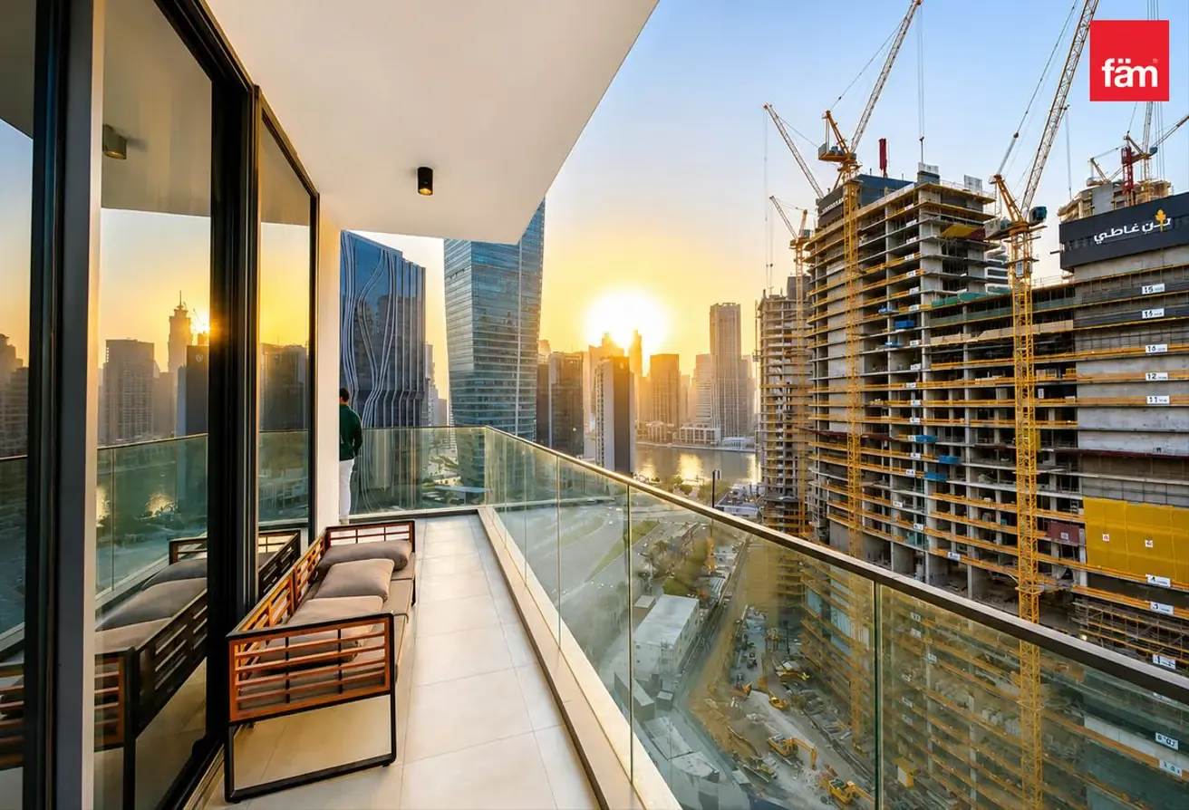 Corner Unit | Spacious | High Floor | Furnished