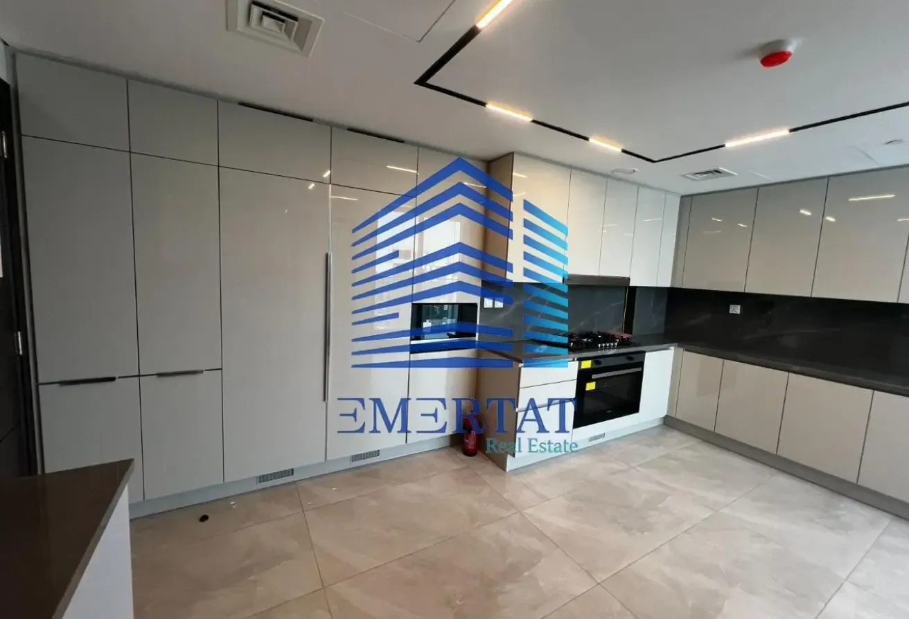 Beautiful 3 BR Furnished Apartment| Prime Location