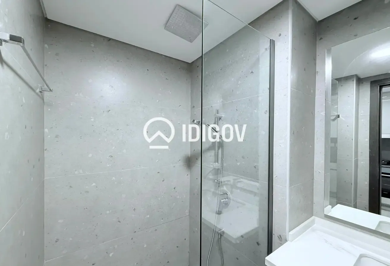 FULLY FURNISHED | VACANT | READY TO MOVE