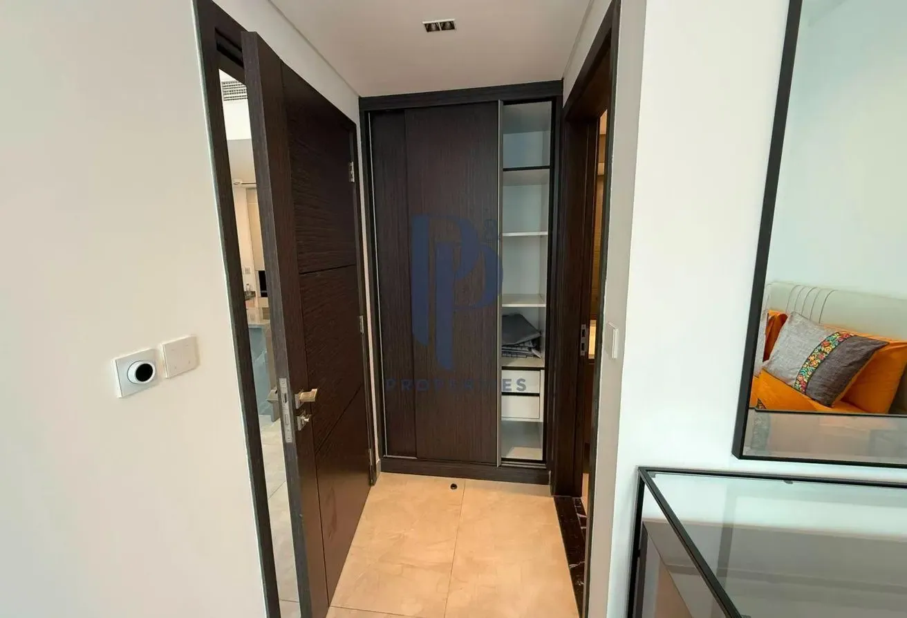 Large Balcony I High Floor I Furnished