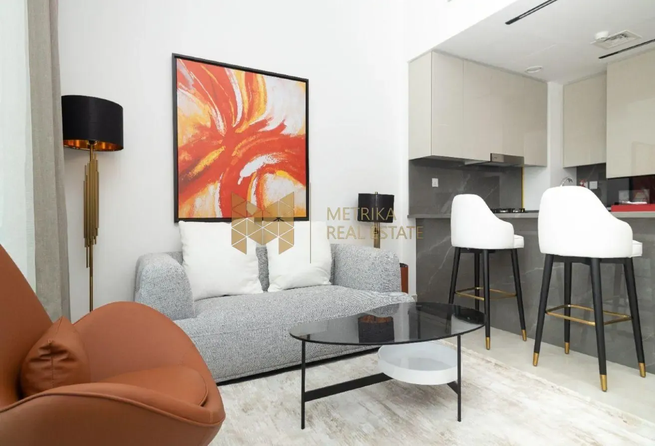 Furnished 1 BR | Low Floor | Prime Location