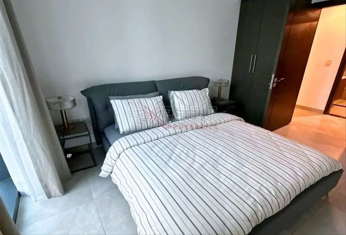 Stylish Apartment | Furnished Modern Living | City Views