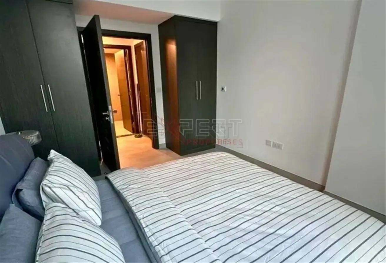 Stylish Apartment | Furnished Modern Living | City Views