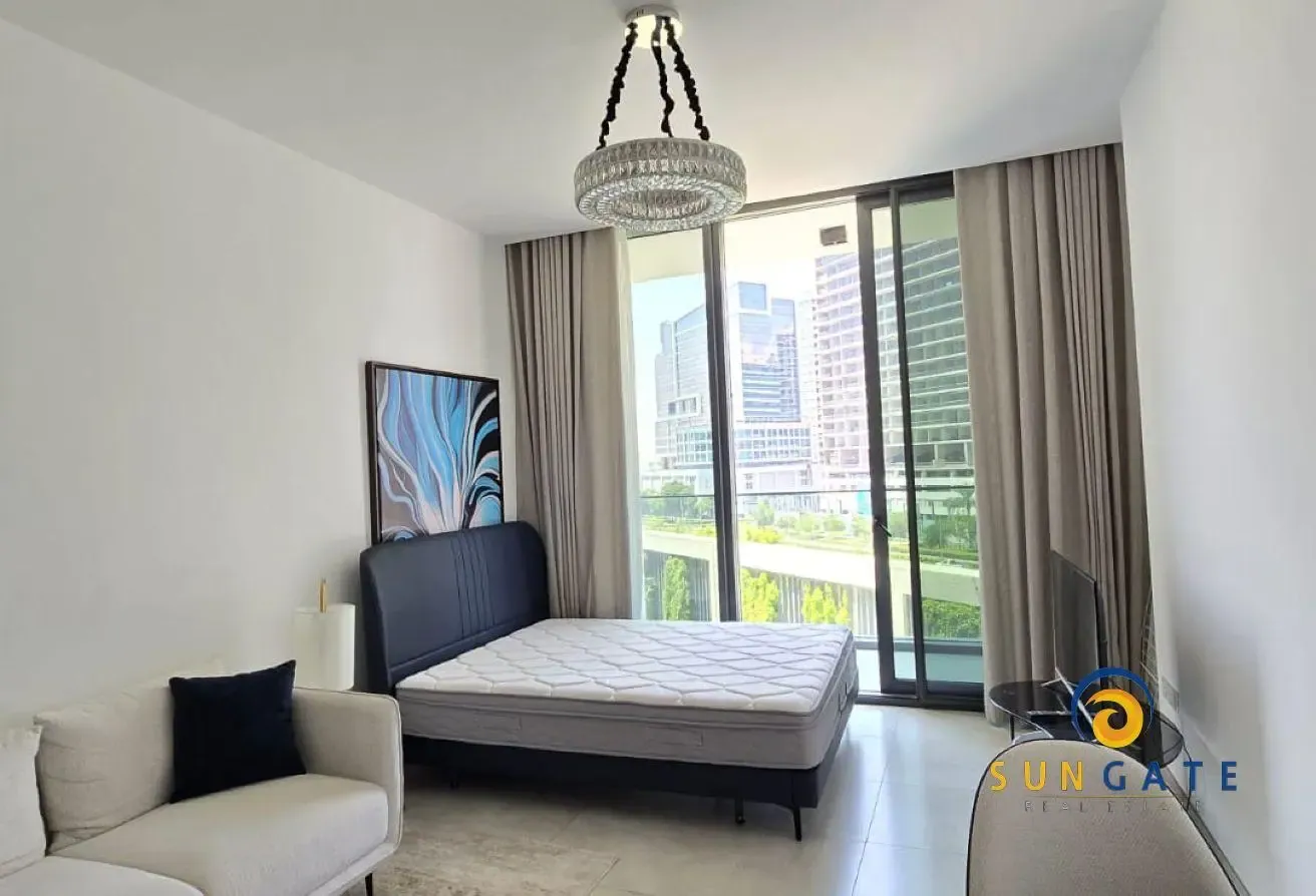 Fully Furnished , Brand New , Low floor,