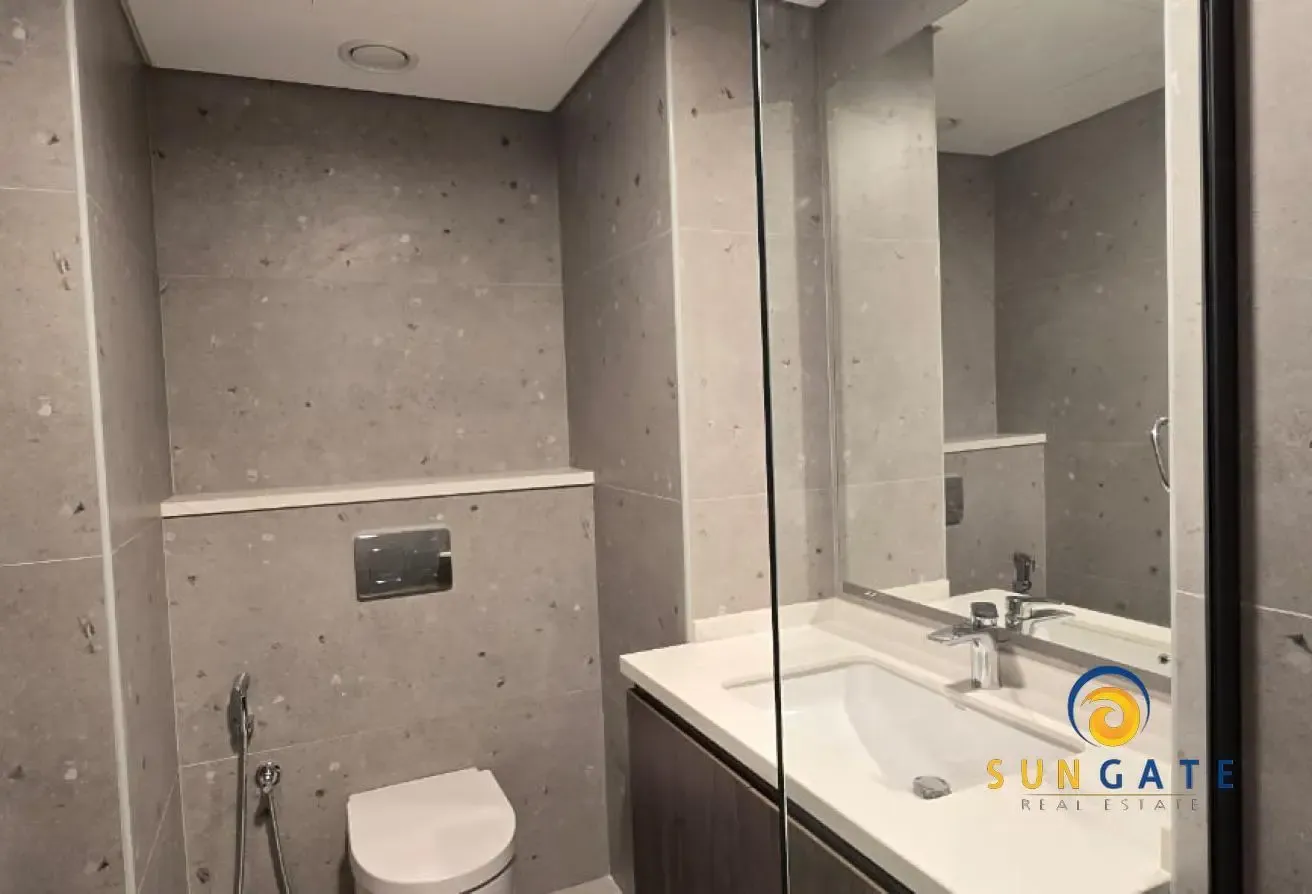 Fully Furnished , Brand New , Low floor,