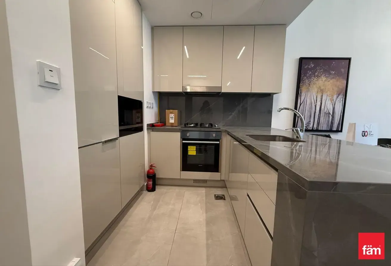Mid Floor | Furnished | Ready To Move In