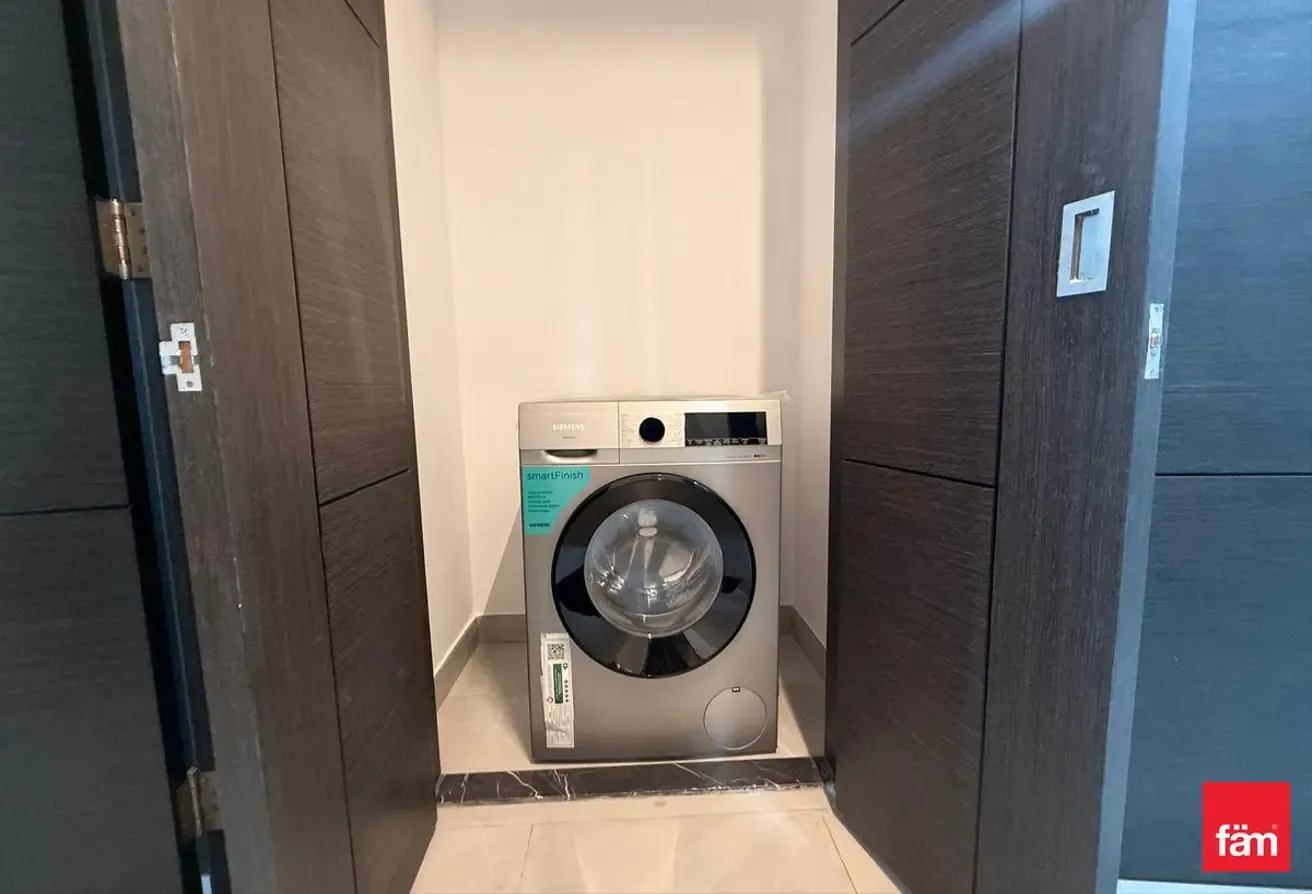 Mid Floor | Furnished | Ready To Move In