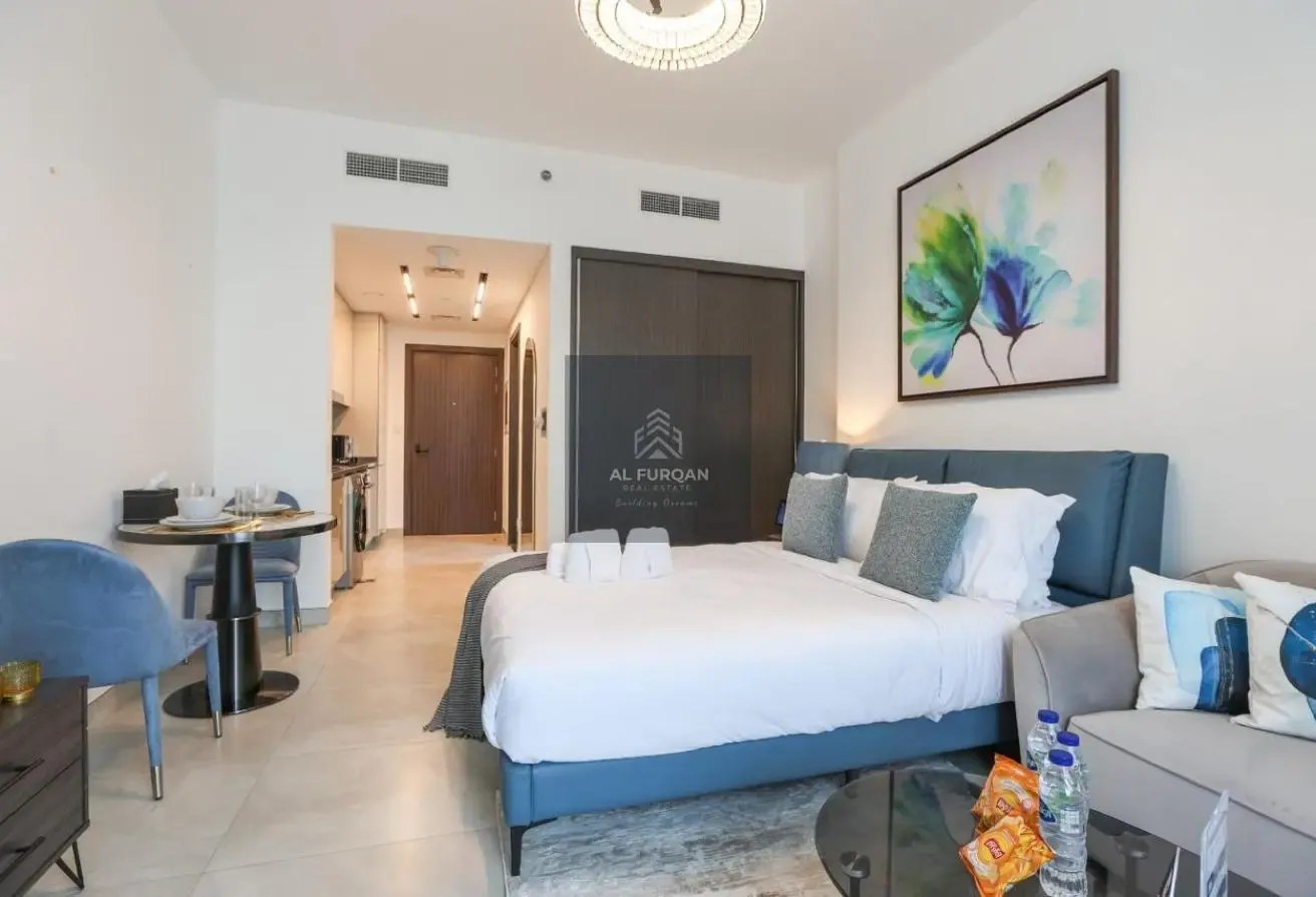 Fully Furnished | Pool View | Large Layout