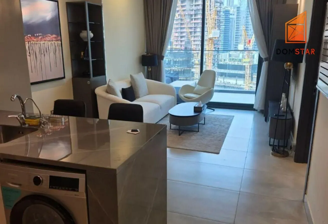 Fully Furnished I Large Balcony I Community View