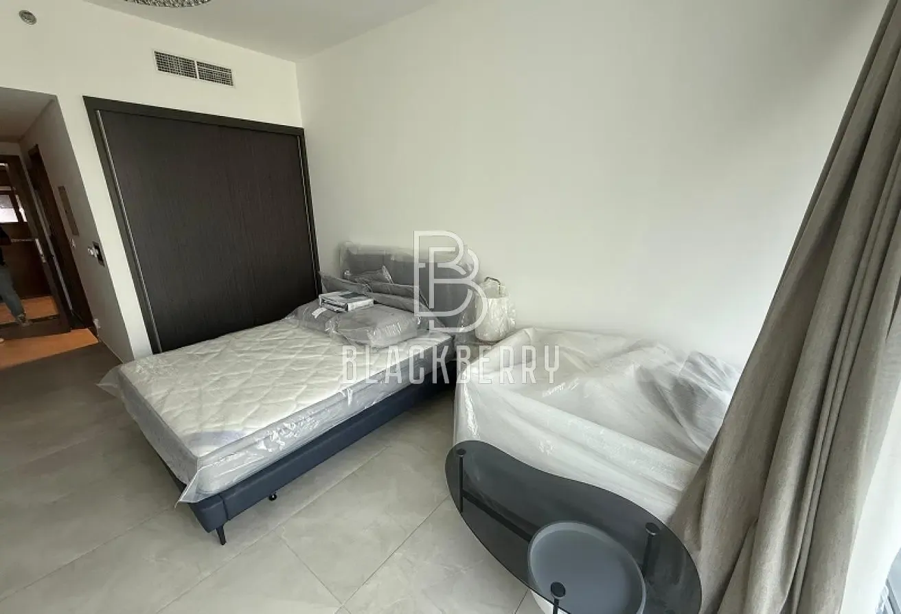 THE PARAGON | BUSINESS BAY NEW STUDIO | NEGOTIABLE