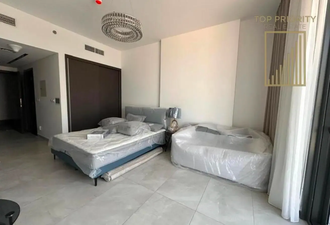 Fully furnished | Brand new | Fabulous location