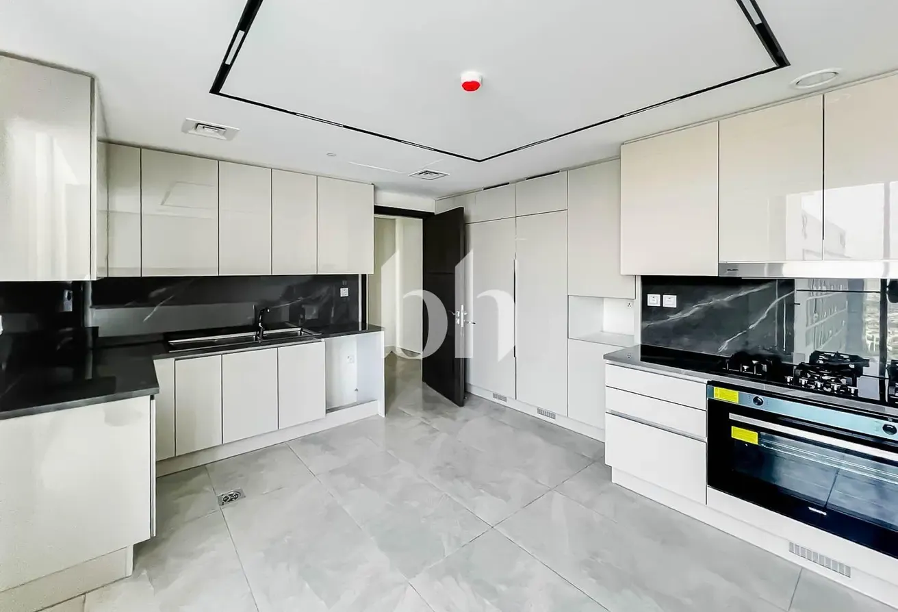 3 Bedroom plus Maid | Rare Layout | Vacant Soon