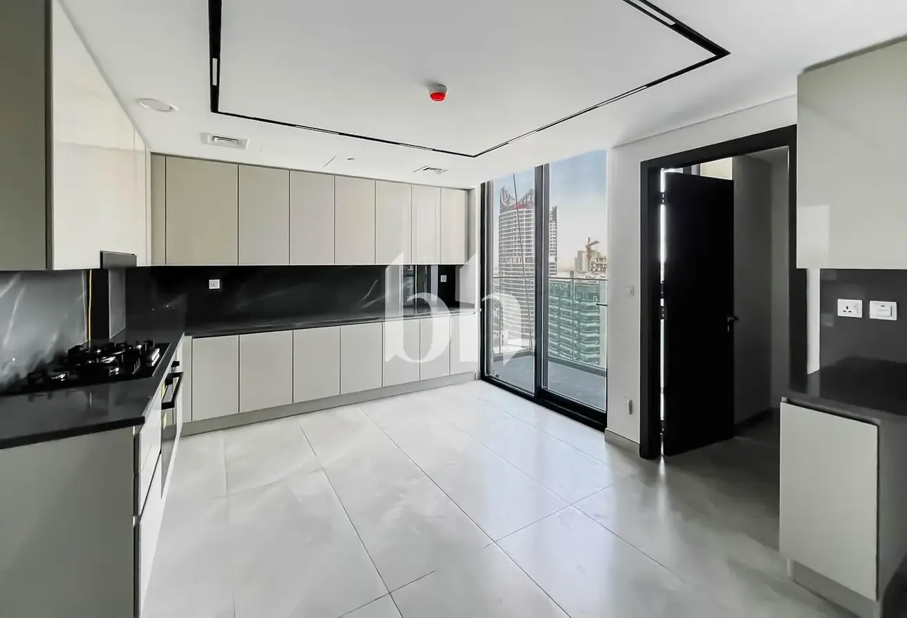 3 Bedroom plus Maid | Rare Layout | Vacant Soon