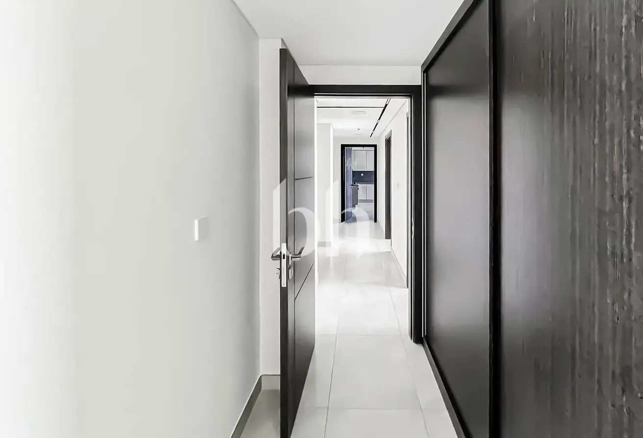 3 Bedroom plus Maid | Rare Layout | Vacant Soon