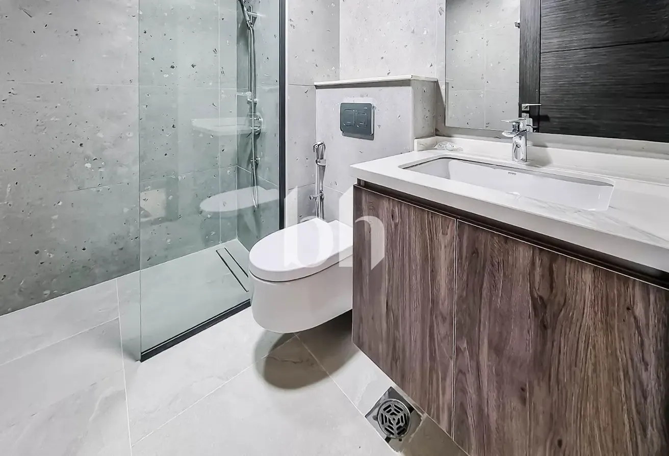 3 Bedroom plus Maid | Rare Layout | Vacant Soon