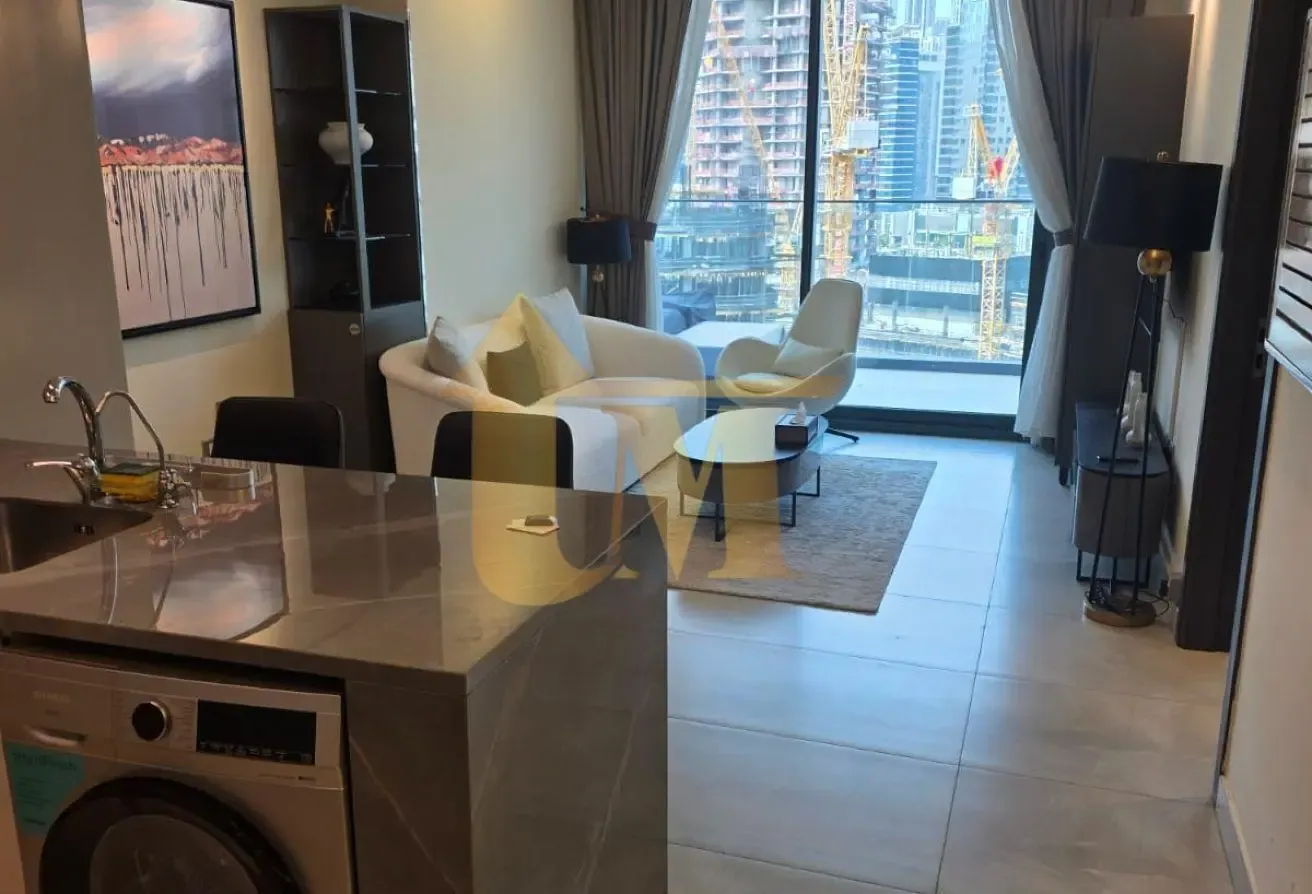 Furnished 1BHK with Balcony for RENT