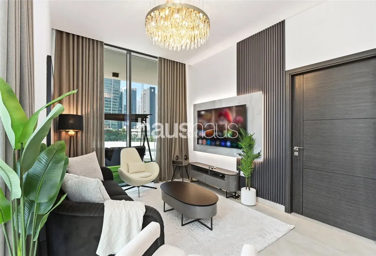 Corner Unit | Huge Balcony | Luxury Amenities