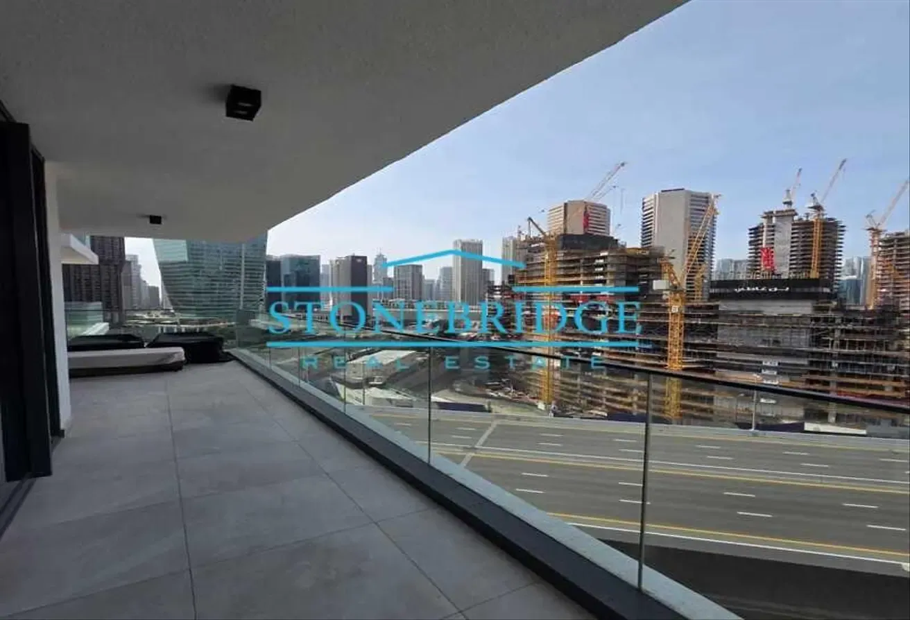 Fully Furnished | Vacant | Luxury Apartment