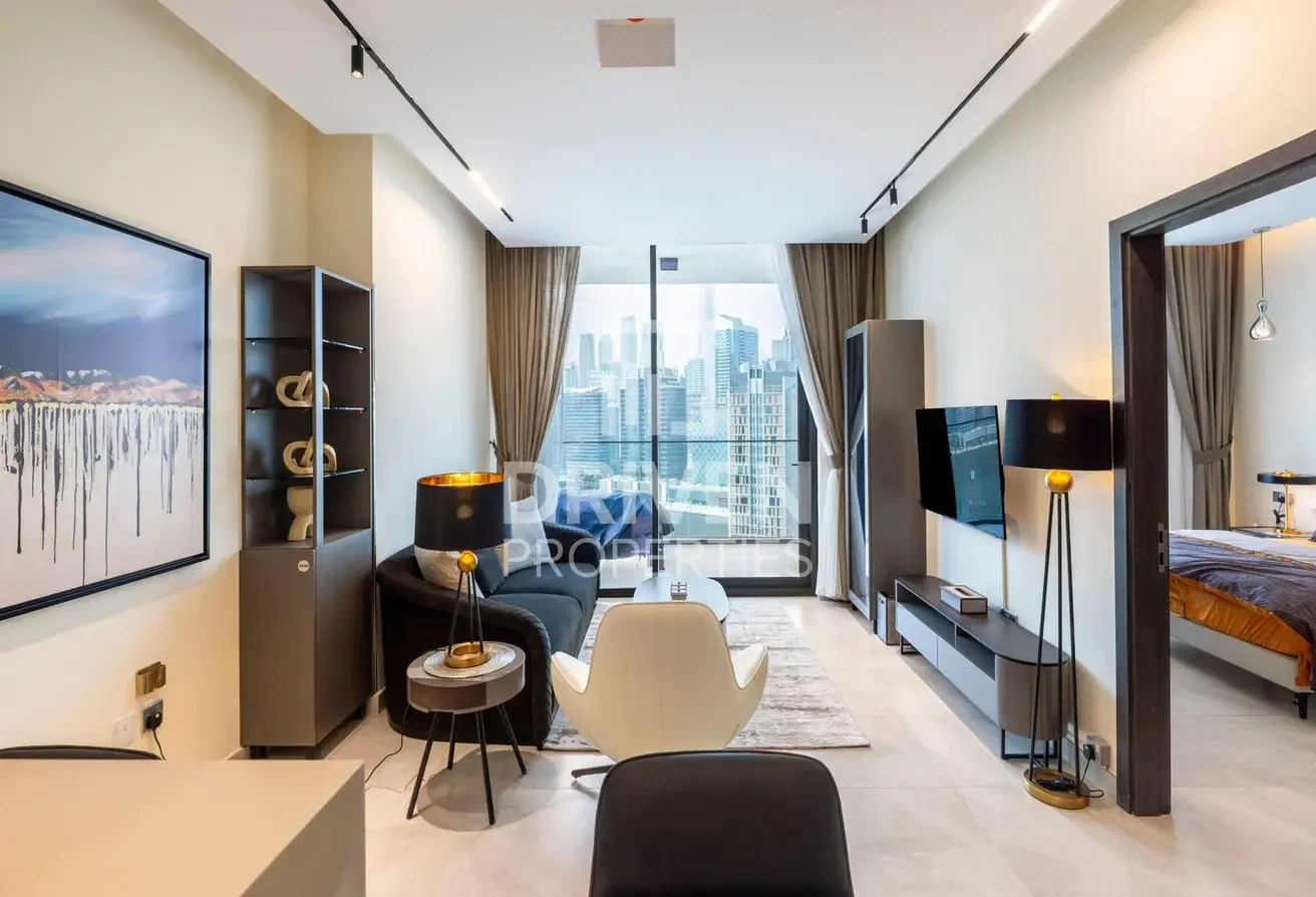 Burj Khalifa View | Furnished and Vacant